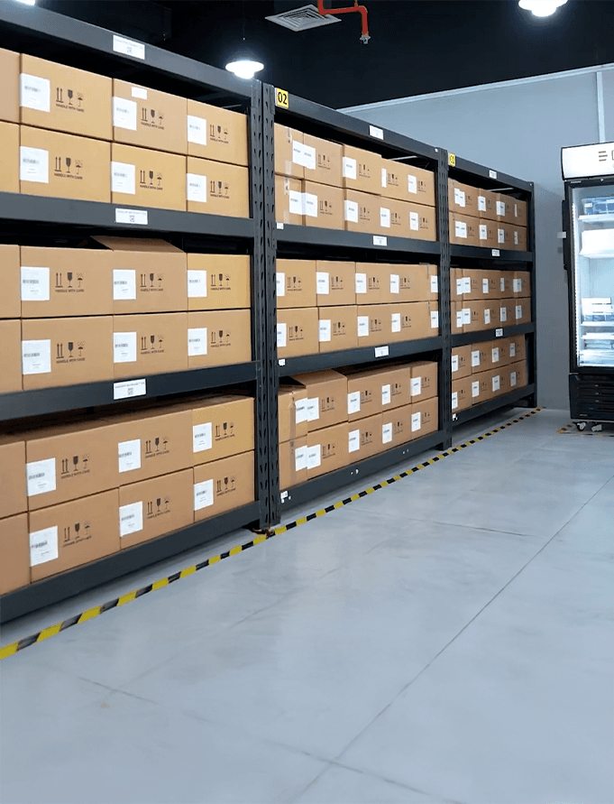 LOGISTICS & DISTRIBUTION